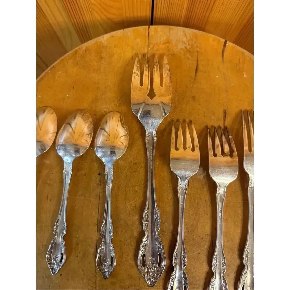 Oneida real silverplate