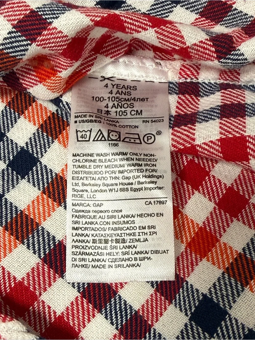 GAP red white
