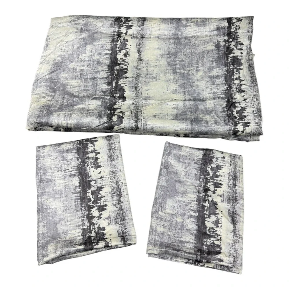 Southshore Fine Living, Inc. set woven pockets