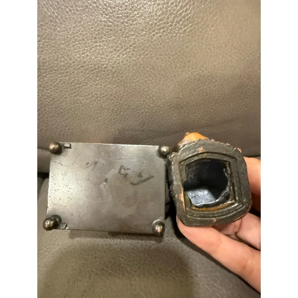 Adventurer vintage tobacco