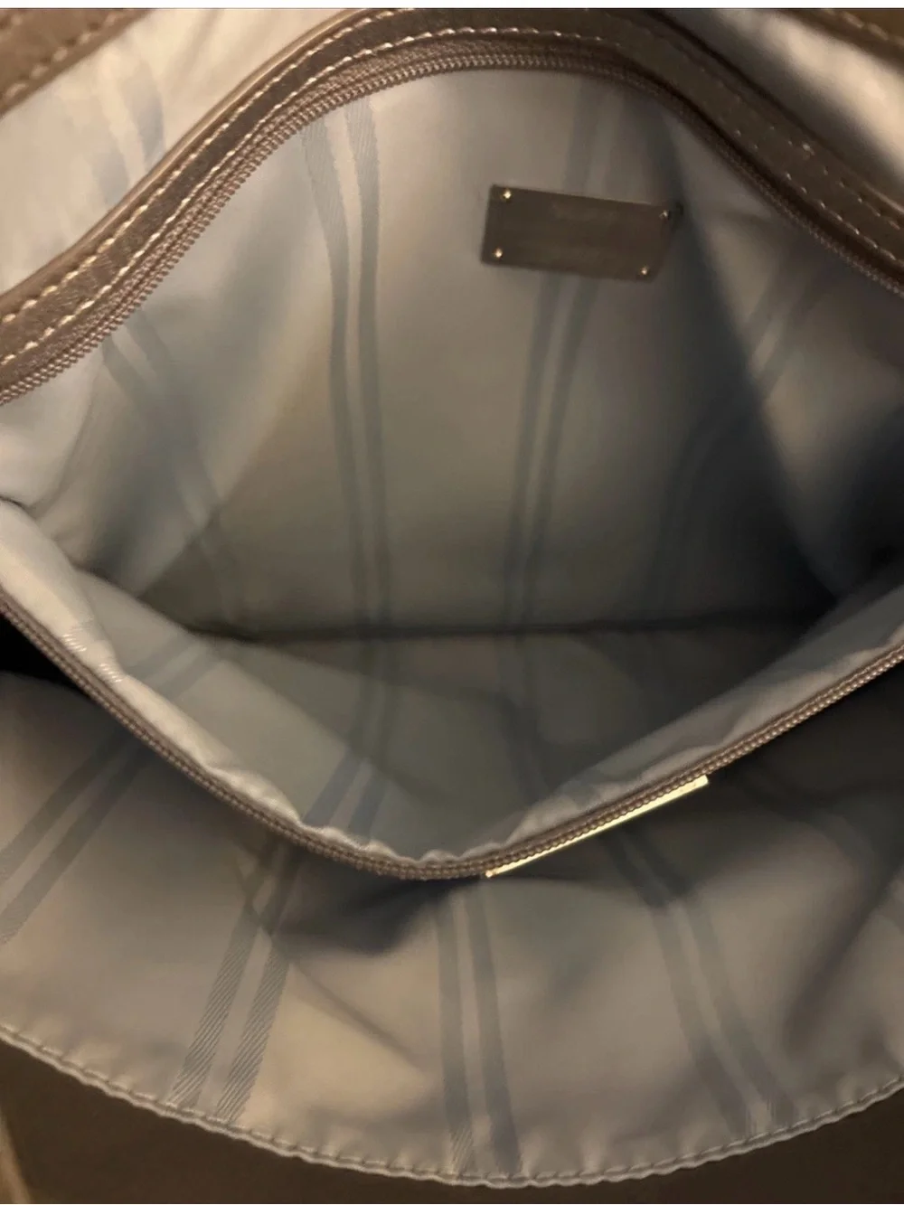 Tumi versatile gray