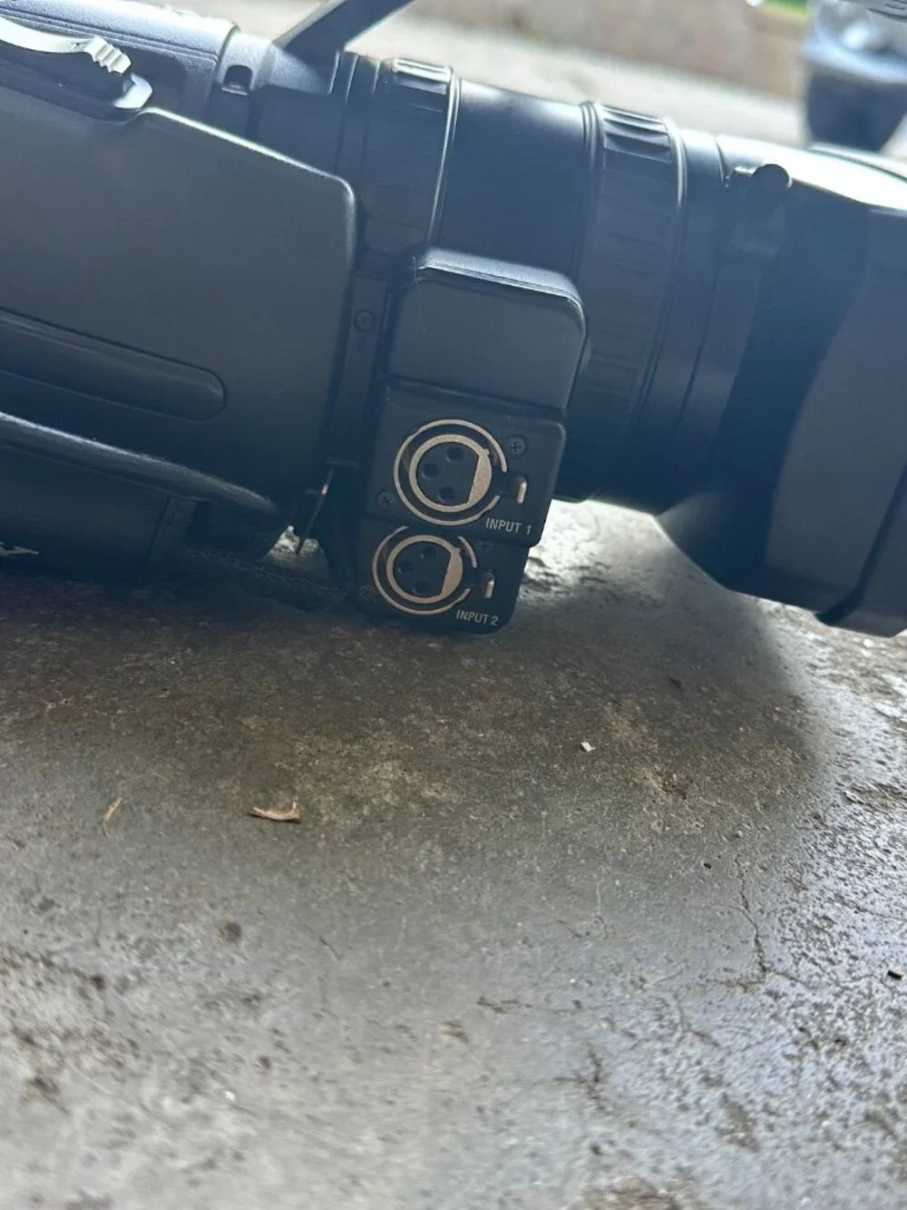 Sony HVR-Z7U High Definition HDV MiniDV Camcorder HVR-Z7U- Turns on- Lens Issue