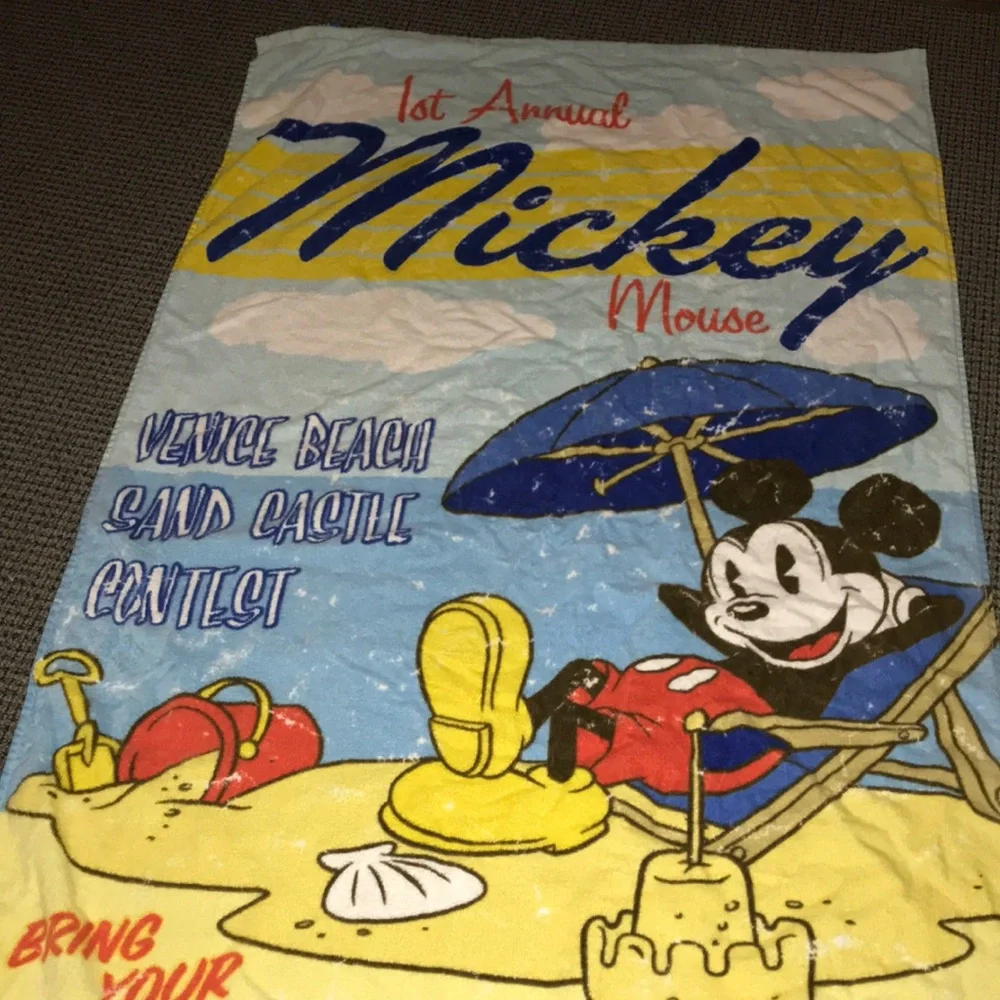 Disney classic mickey