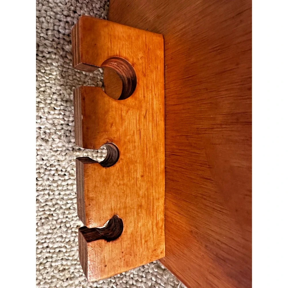 N/A brown wood
