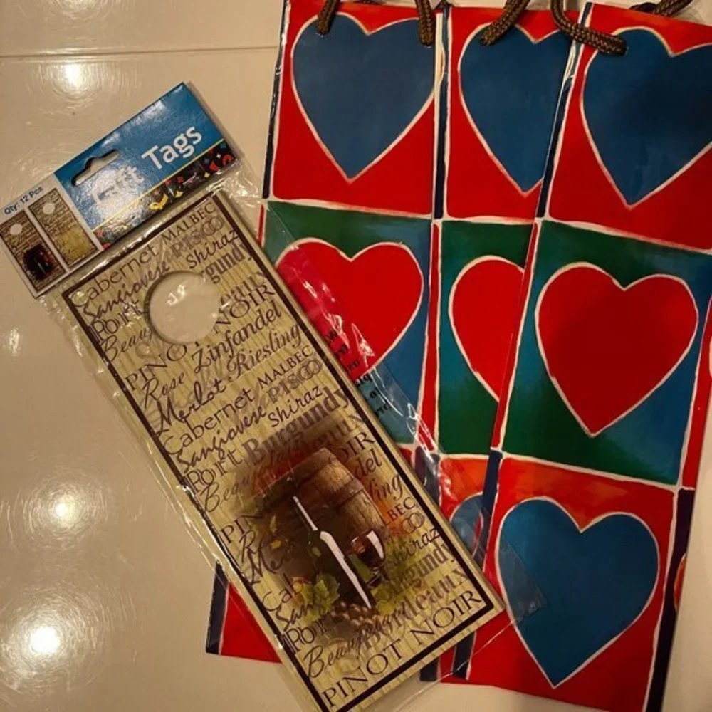 Wine‎ Tags & Wine Bags (Heart-Themed / home/x) (new)