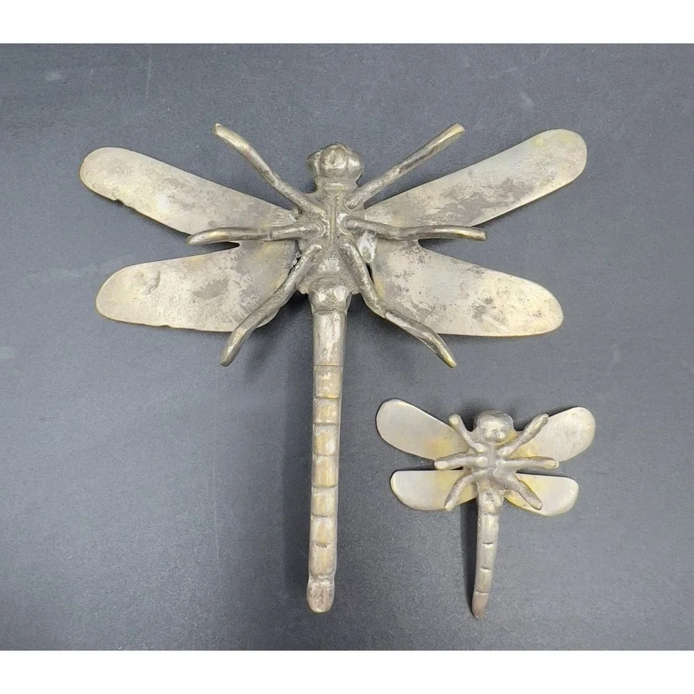 The Unbranded Brand pewter dragonfly