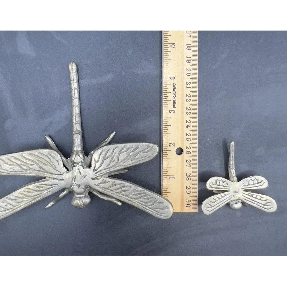 The Unbranded Brand pewter dragonfly