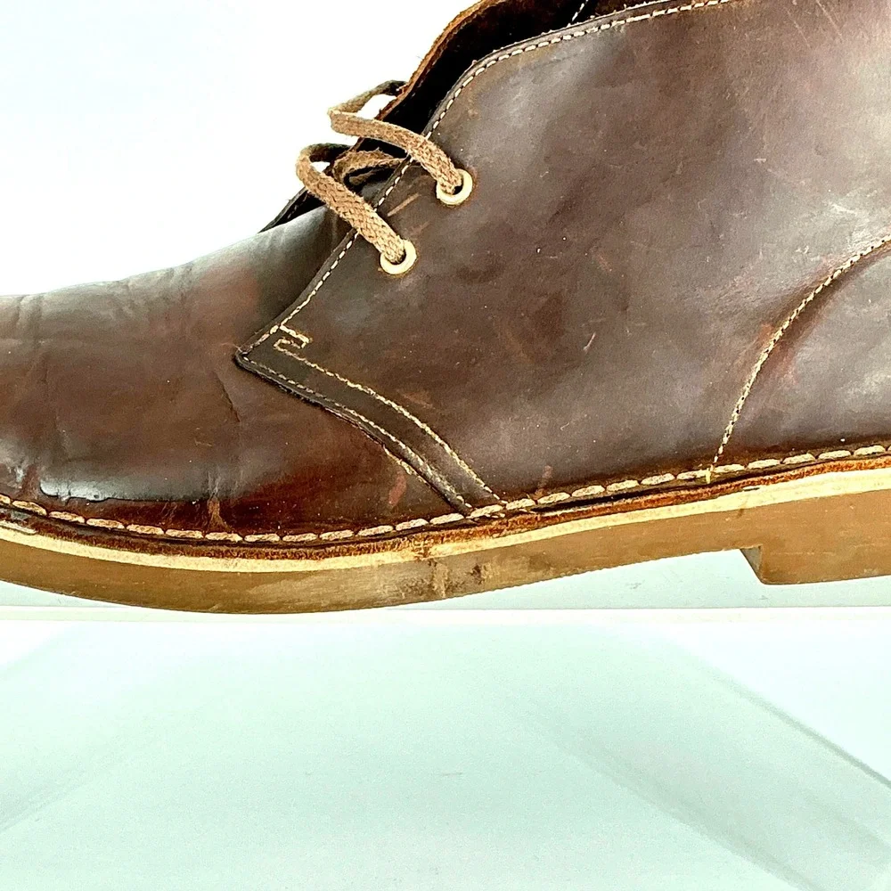 Clarks features be width