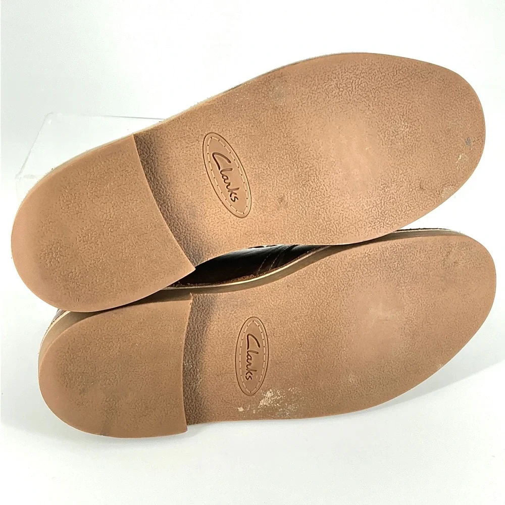 Clarks 41 retailer outdoor