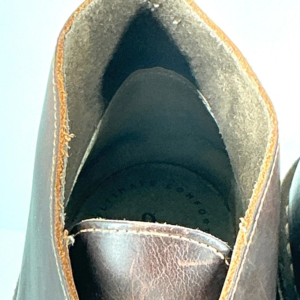 Clarks uk solid