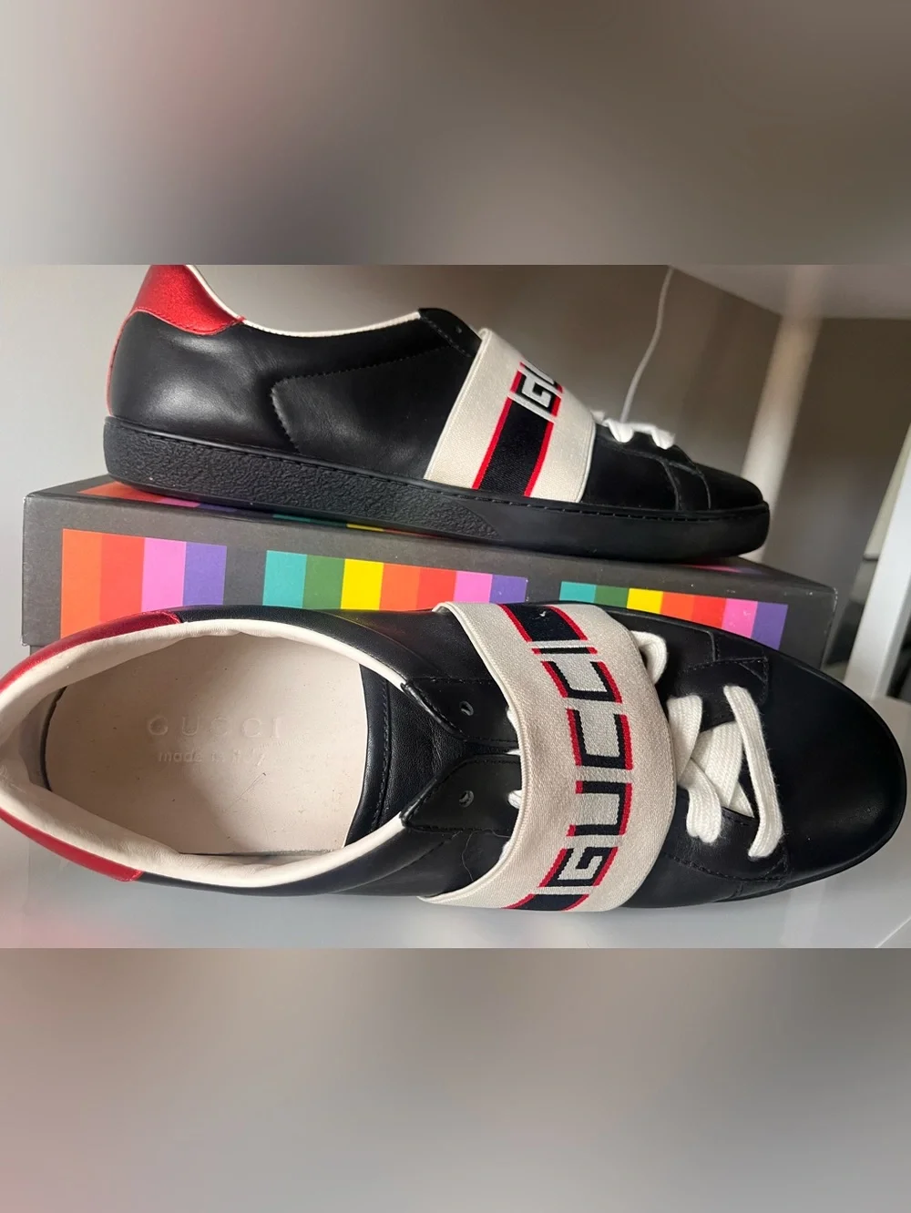 Gucci authentic black