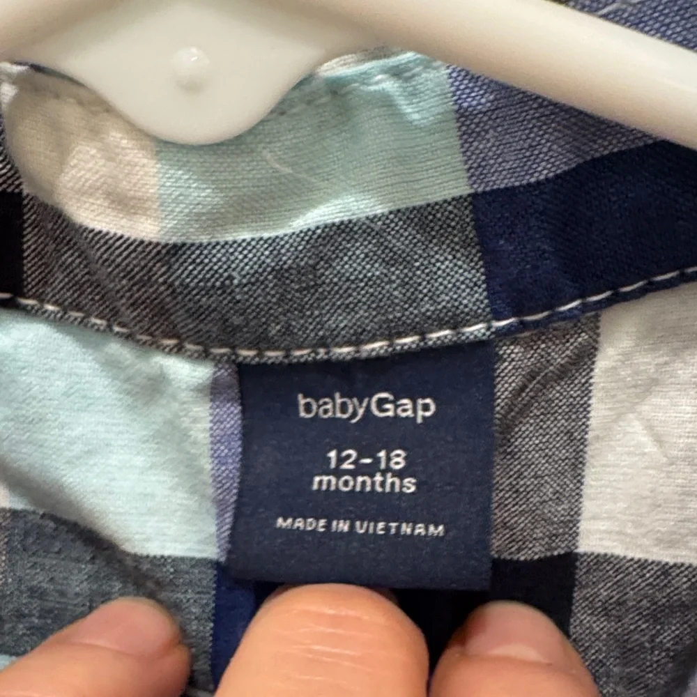 GAP stylish plaid