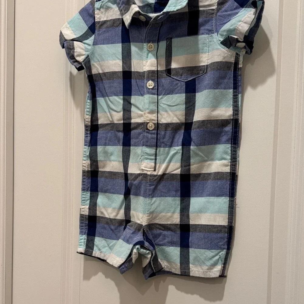 GAP stylish plaid