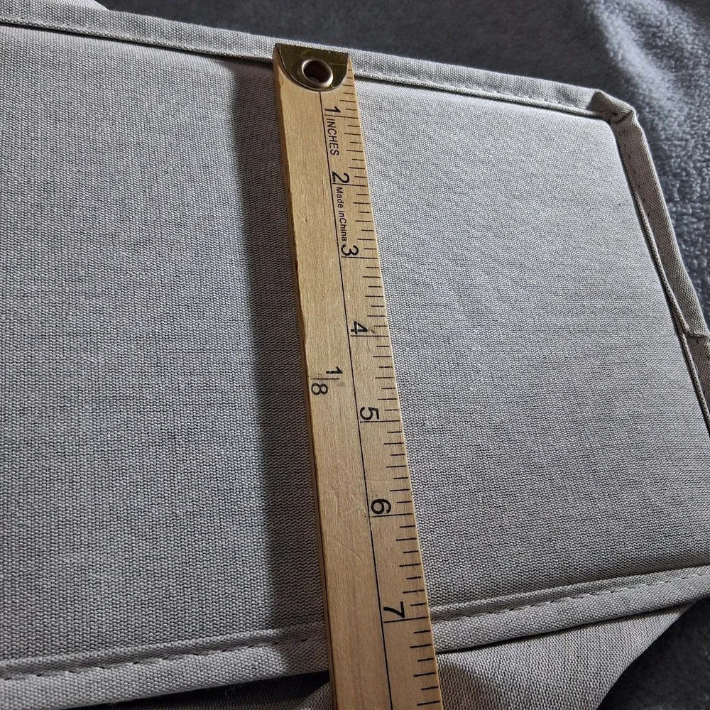 The Unbranded Brand unbranded beige