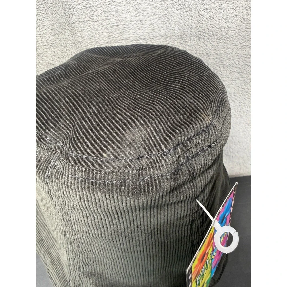 Mudd corduroy bucket