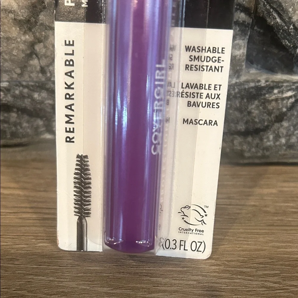 COVERGIRL mascara glossy