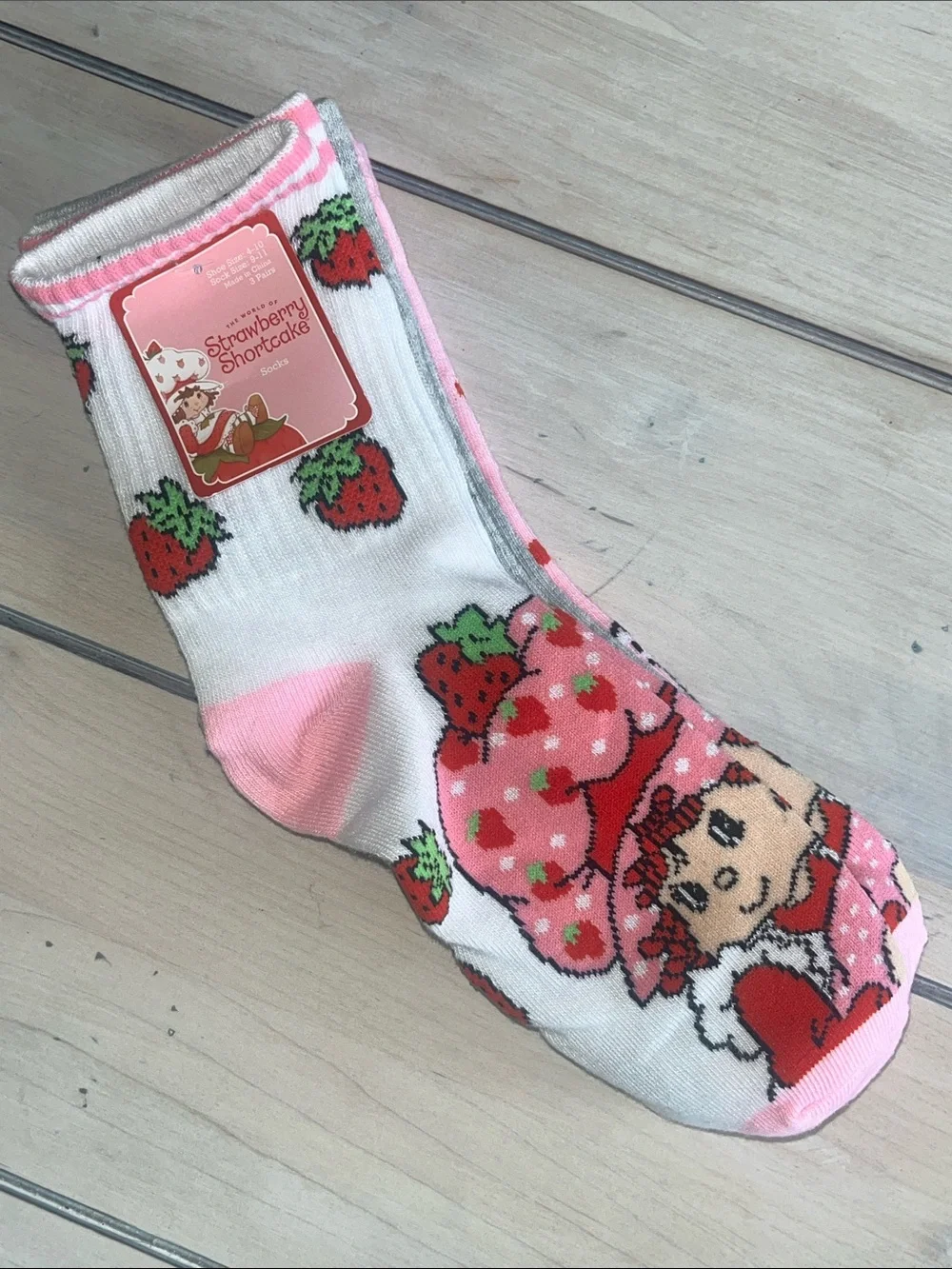 3 pr Strawberry Shortcake women’s socks