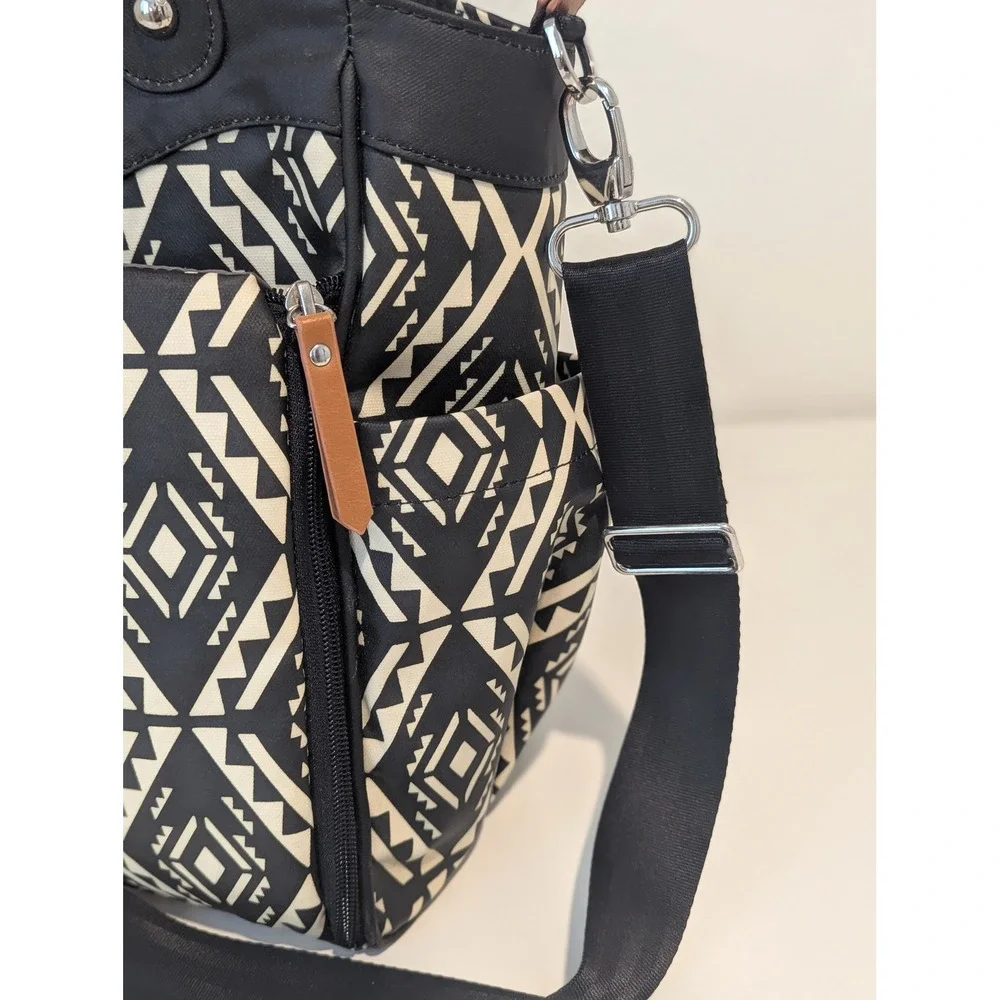 Petunia Pickle Bottom Downtown Tote Diaper Bag Black Cream Geometric Tribal