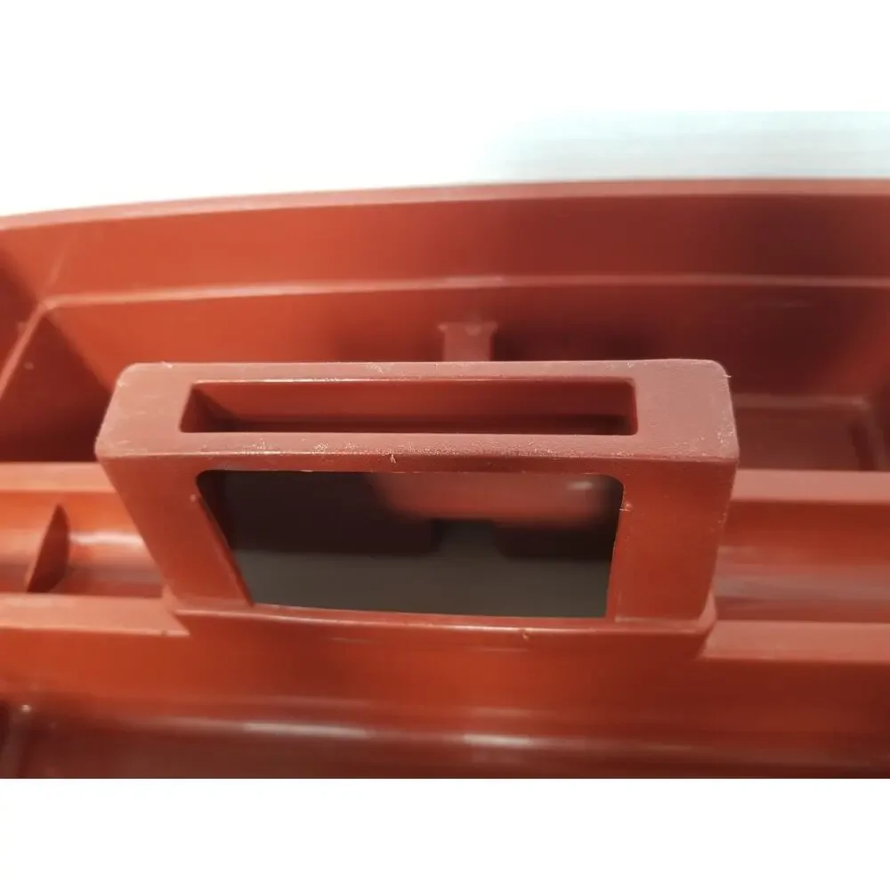 Rubbermaid vtg burnt