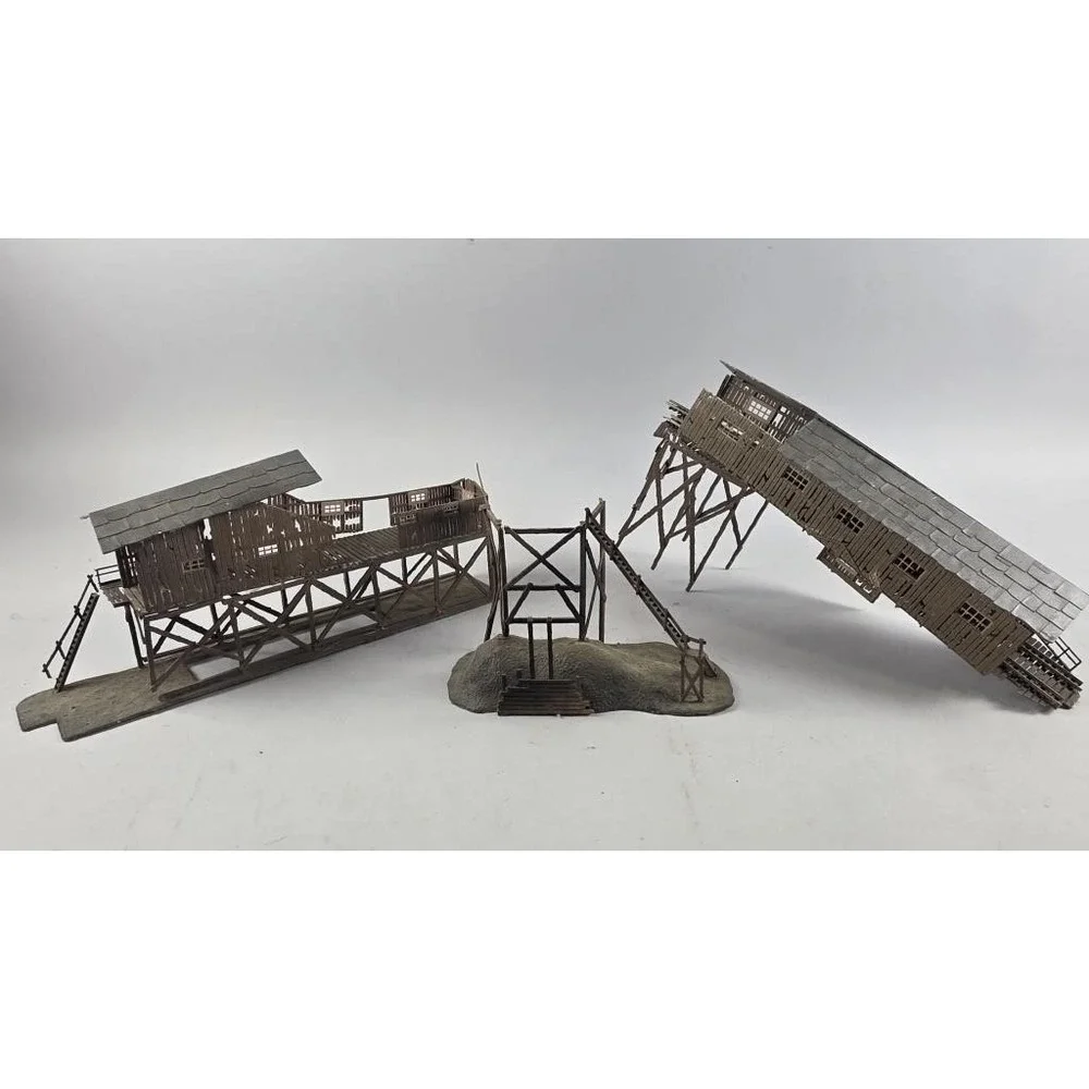 Vintage HO Scale Train Set Coal Tipple Mine Building Trestle Scenery 3 Piece Lot