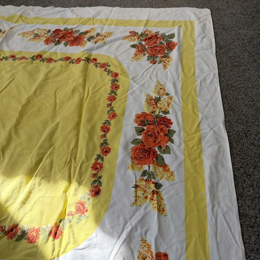 LinenTablecloth this vintage