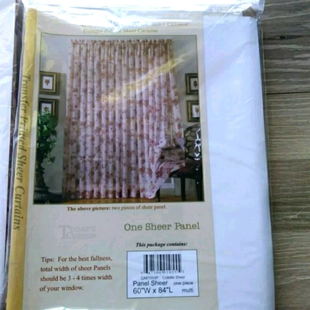 todays curtain nwt never
