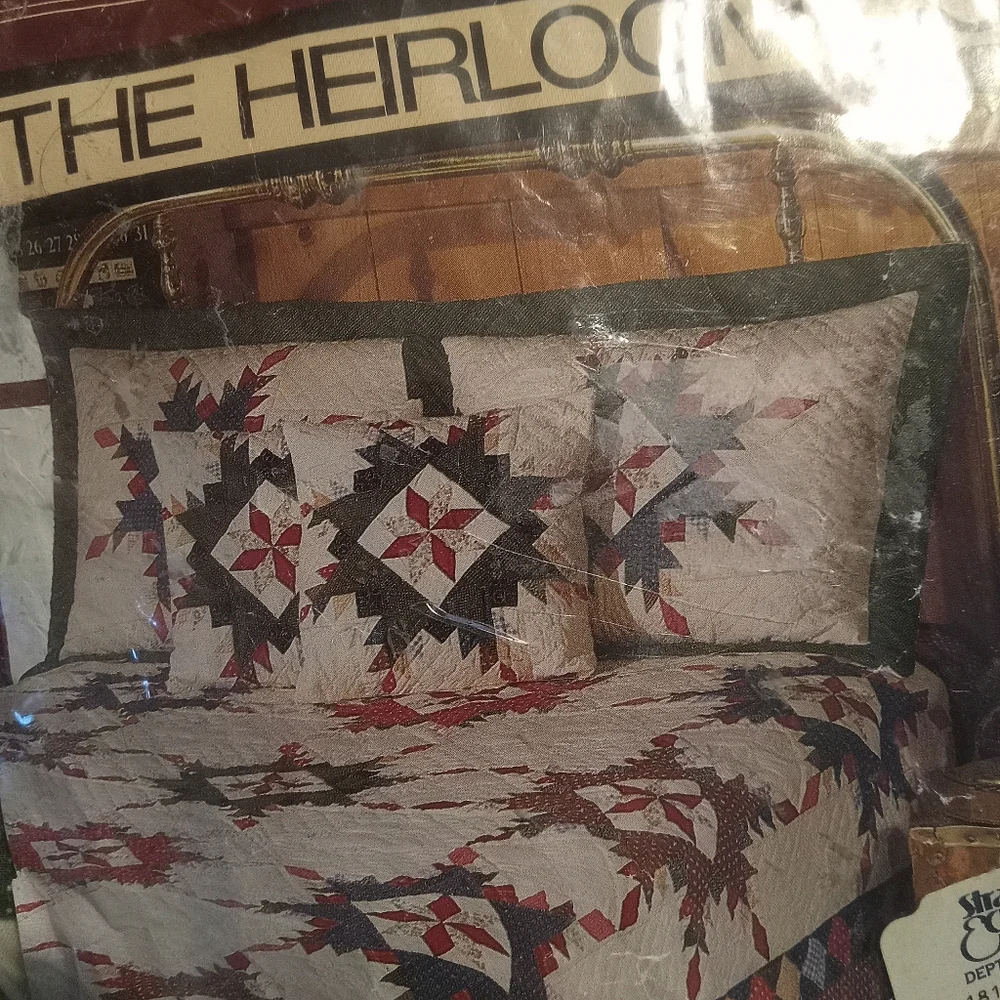 Arch Associates vtg quilted