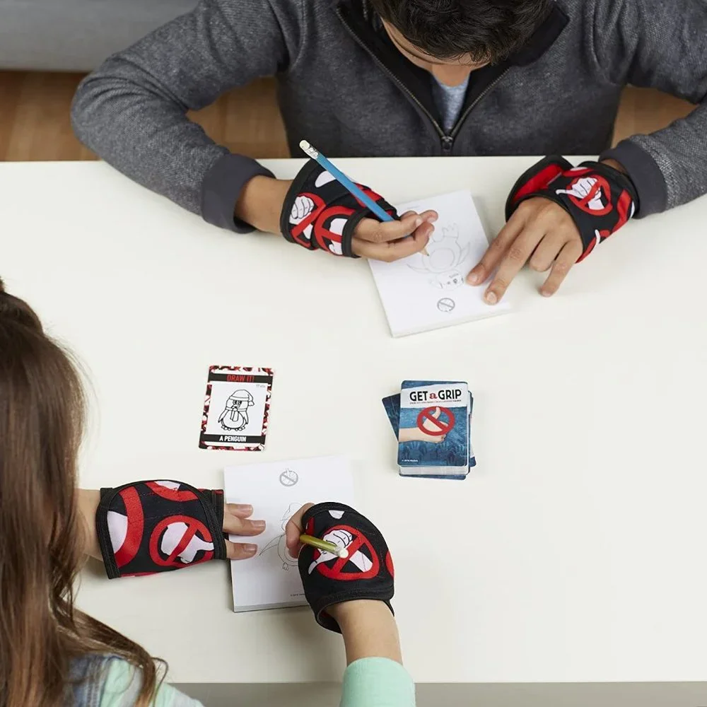 Hasbro no thumbs