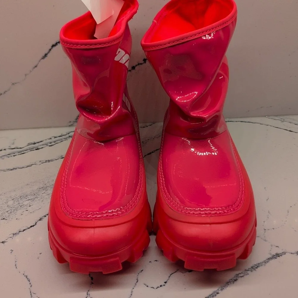 UGG kids classic