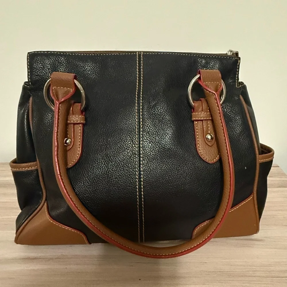 Tignanello bag photo