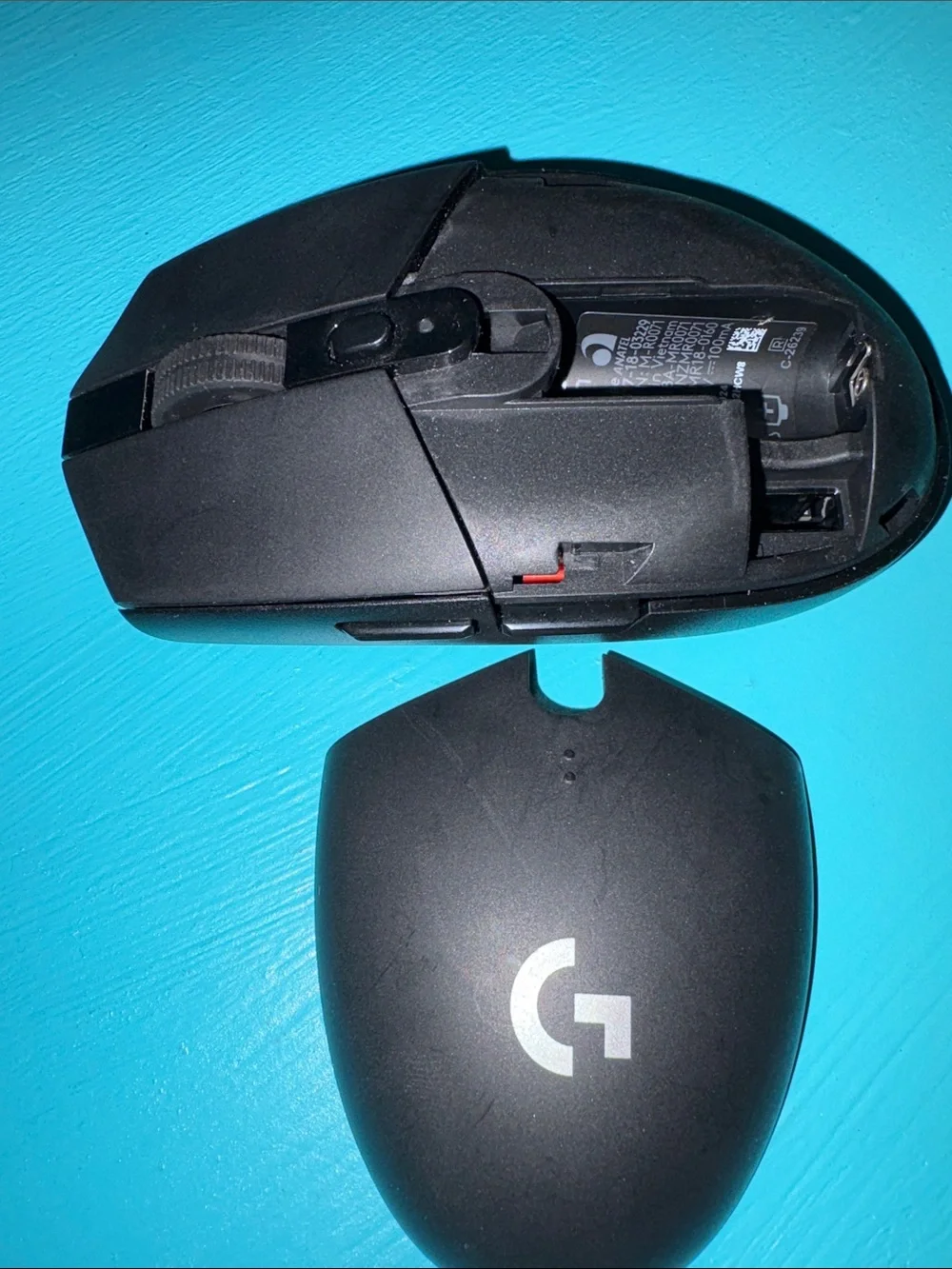 Logitech comfortable ambidextrous