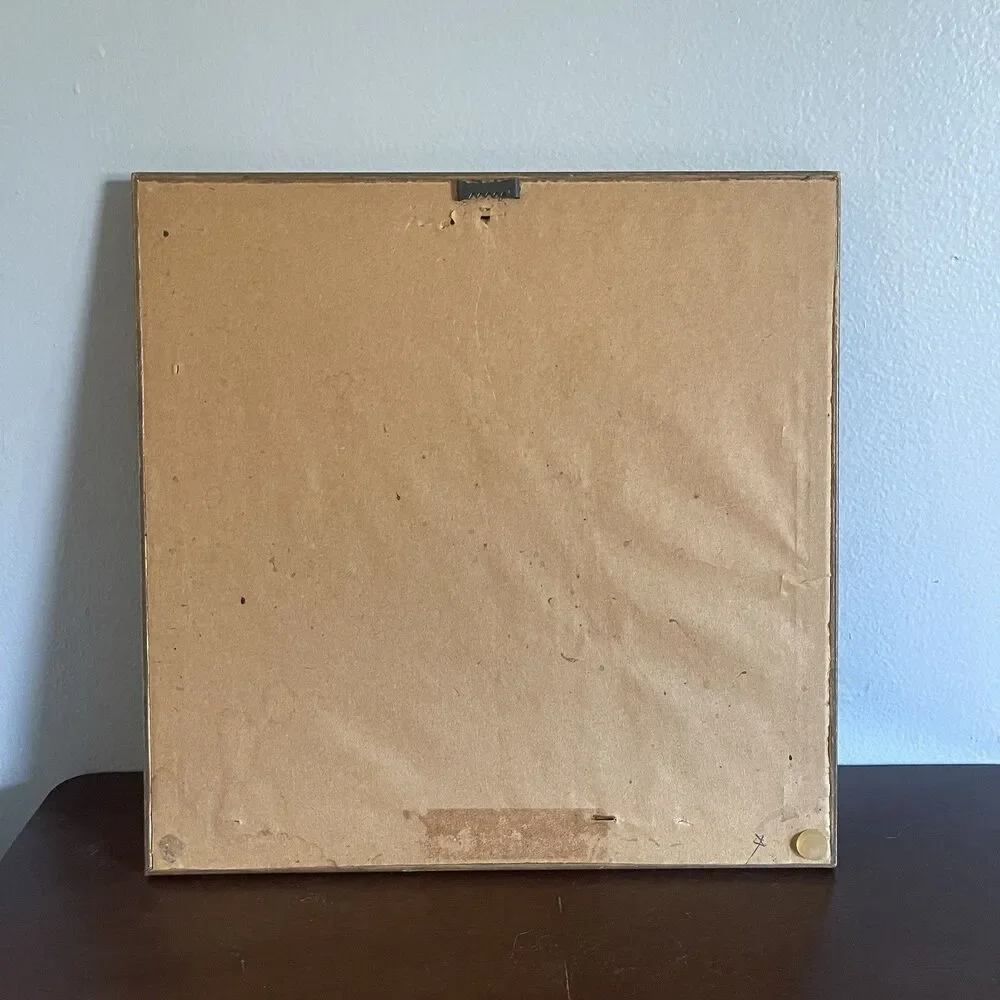 unbranded vintage frame