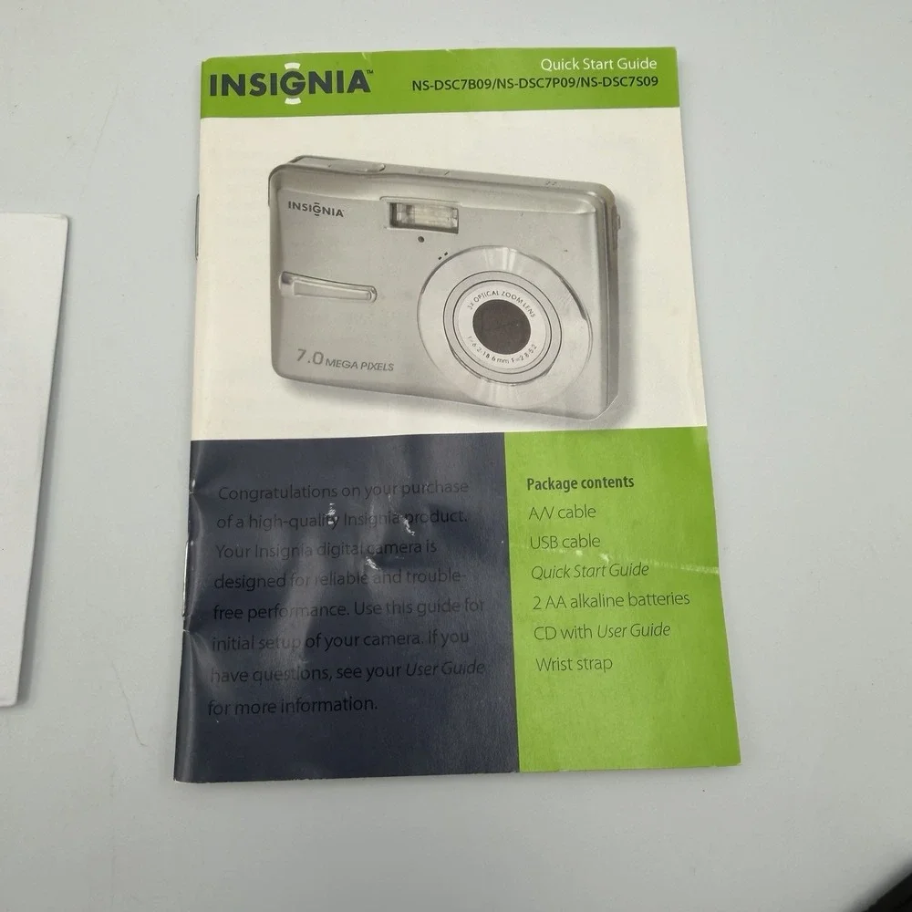Insignia NS-DSC7P09 7.0MP Digital Camera Pink Complete Box Tested Working