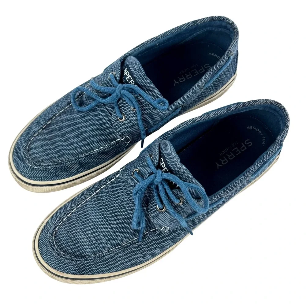 Sperry boat shoes