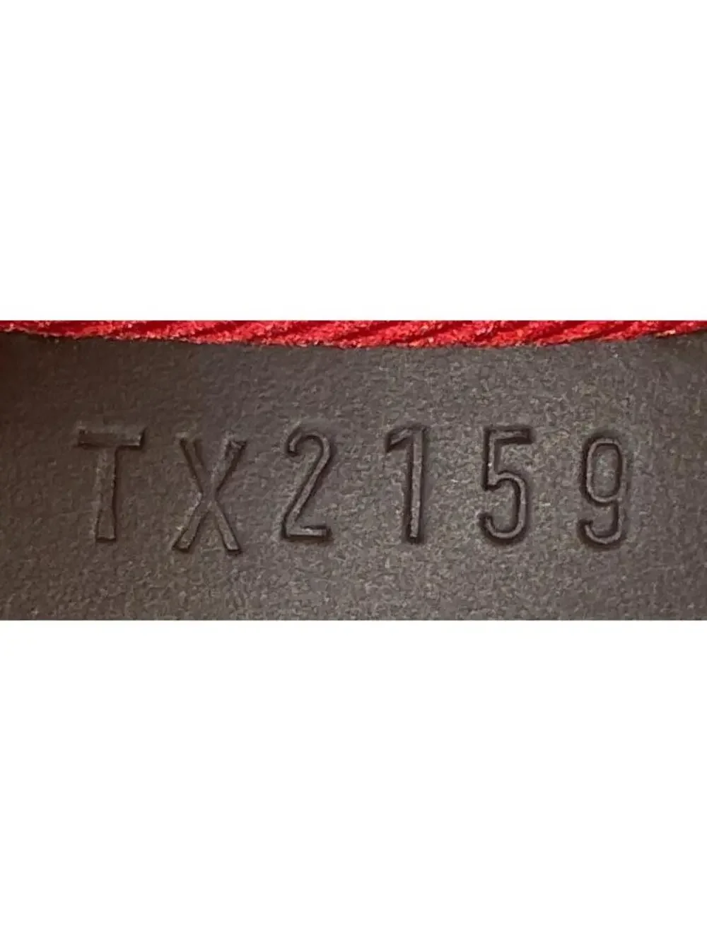 Louis Vuitton go design belongings