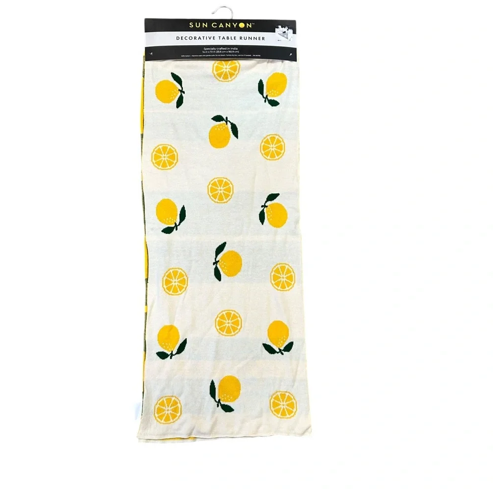 NWT SUN CANYON LEMON TABLE RUNNER‎ COTTON