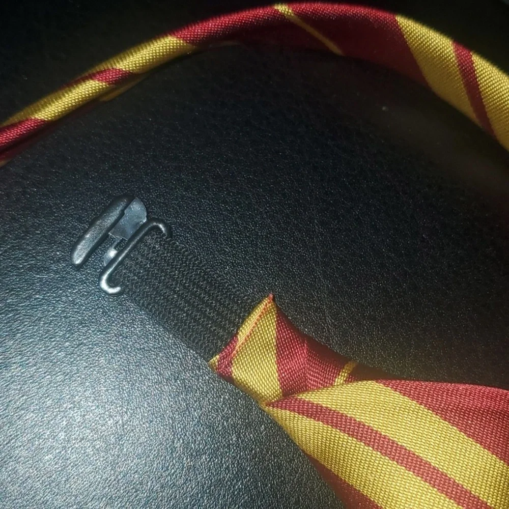 Harry Potter Classic Red and Gold Striped boy’s Unisex Tie‎ 12-1/2
