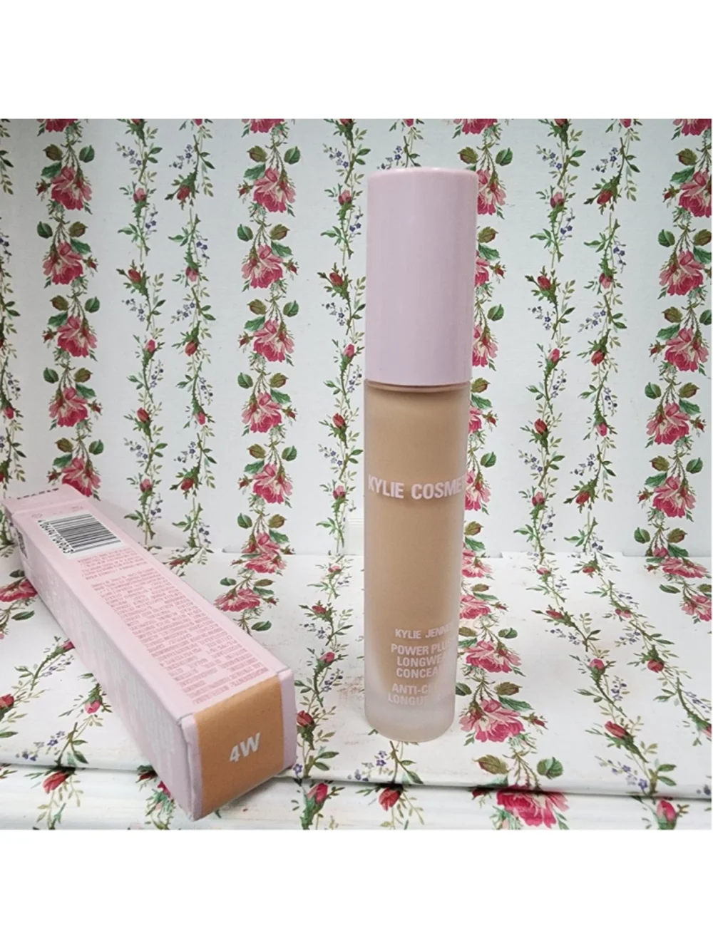 Kylie Cosmetics Power Plush Longwear Concealer in shade 4W #kylie #concealer
