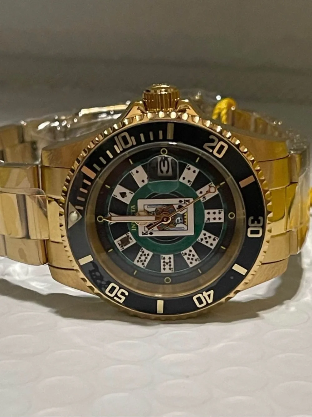 Invicta Pro Diver House of Cards Men's Watch - 40mm. Gold