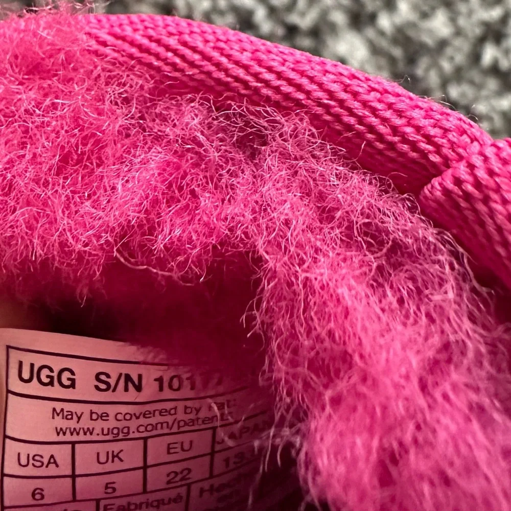 UGG like brand