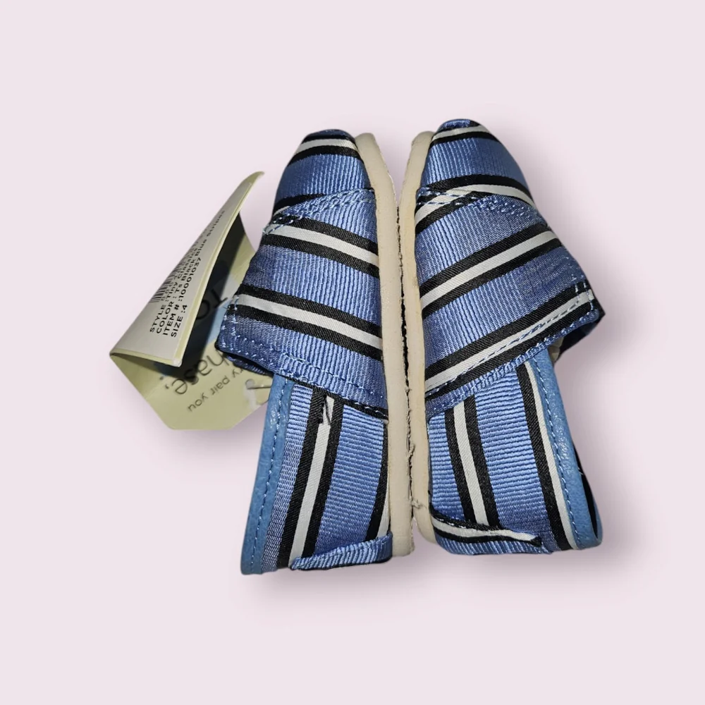 Toms Classics Canvas Slip On baby shoes Size 4 Blue Stripes New