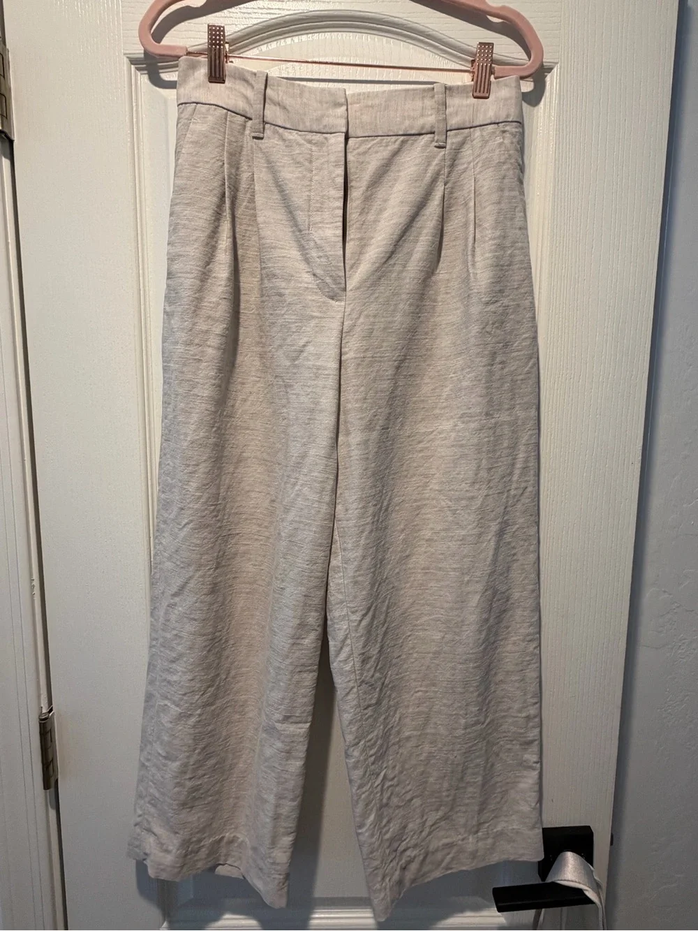Aritzia effortless cropped