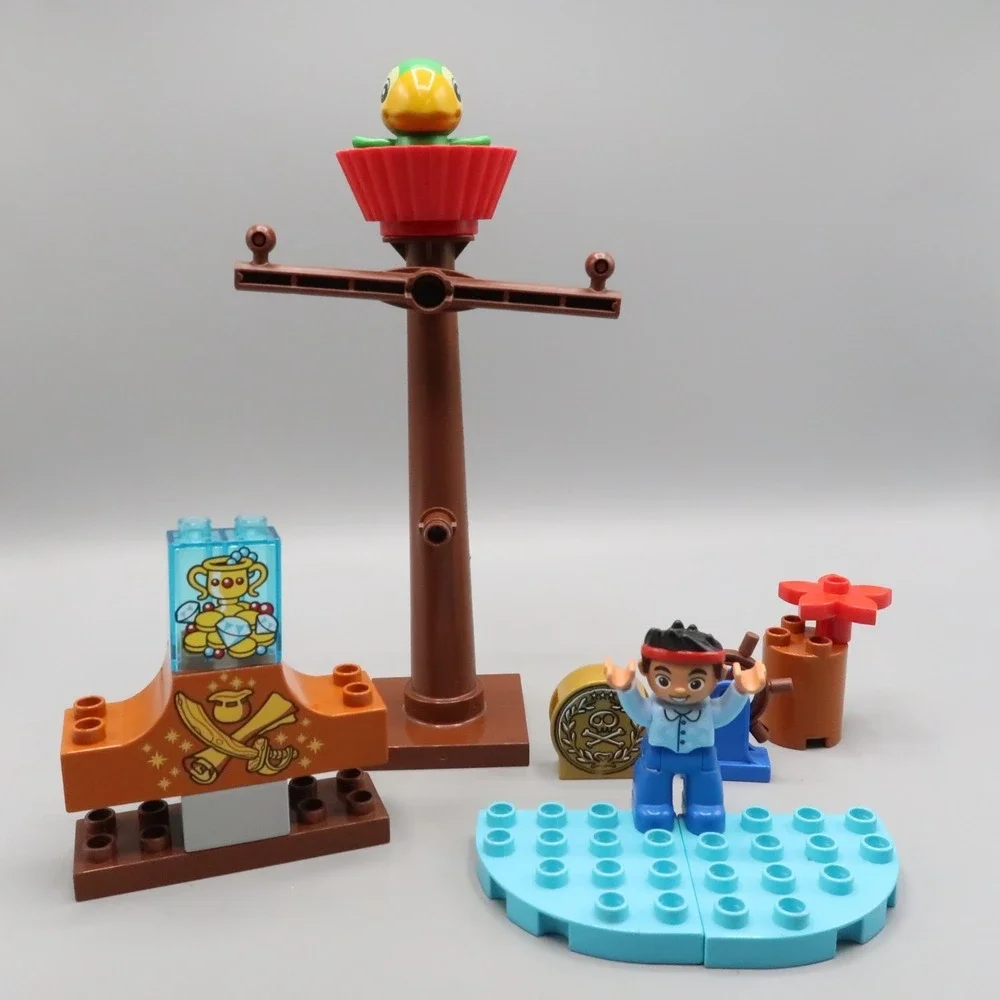 Lego Dulpo Jake & The Neverland‎ Pirates Skully Parrot Jake Mini Figures lot