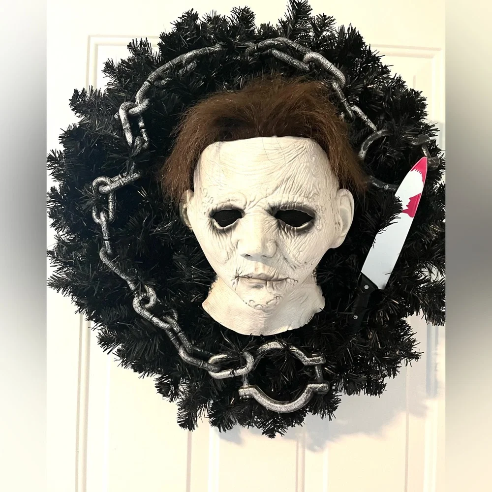 Halloween Wreath Horror Movie Killer Mask Bloody Knife Halloween Horror Film 24”