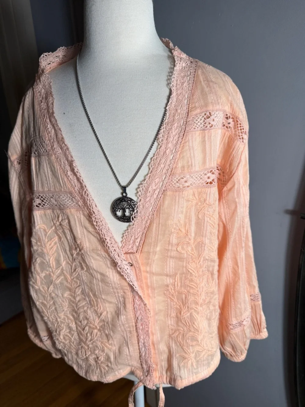 Free People peach cropped