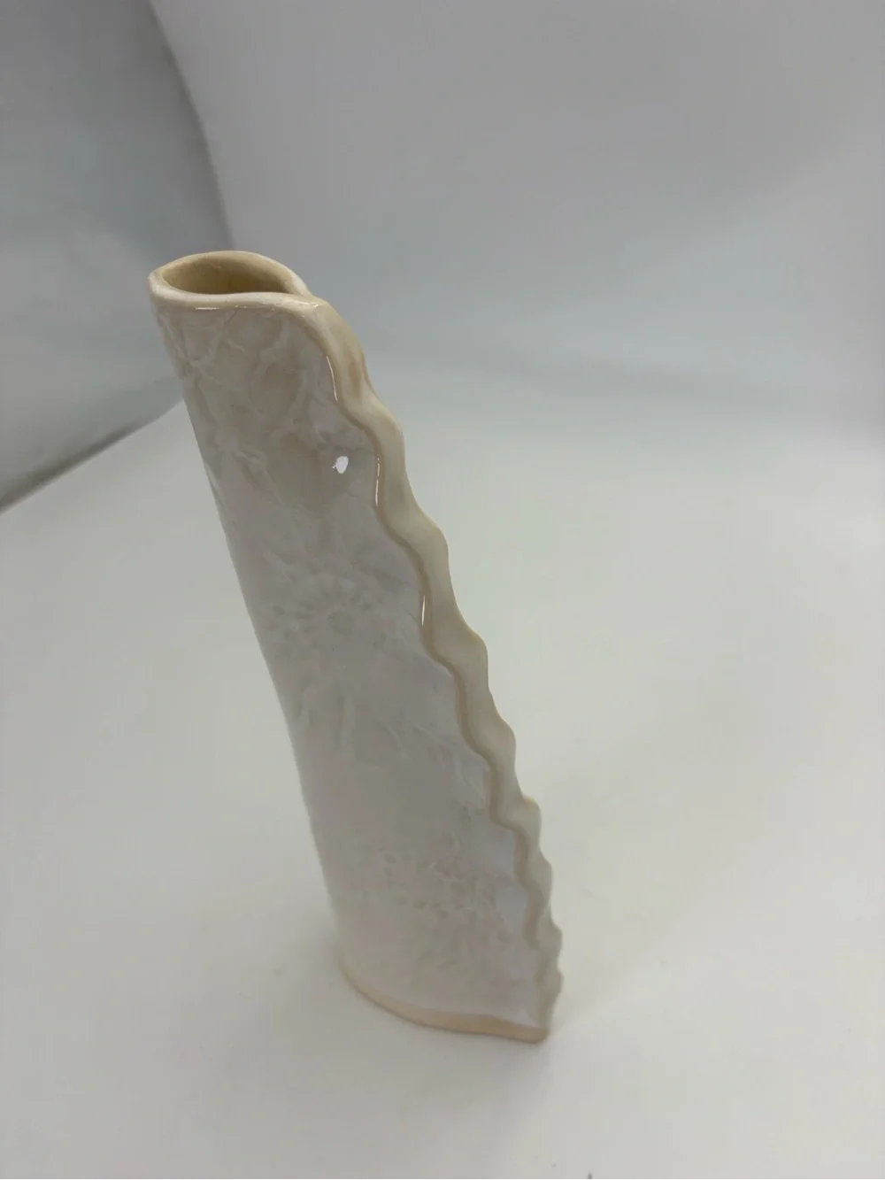 N/A tall cream