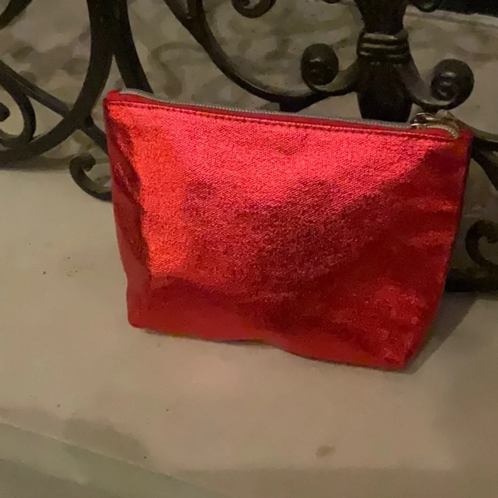 Bath & Body Works christmas metallic works