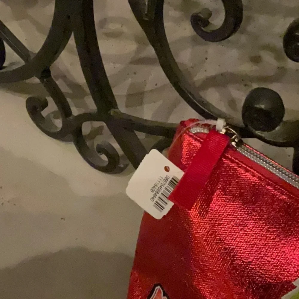 Bath & Body Works patch makeup red