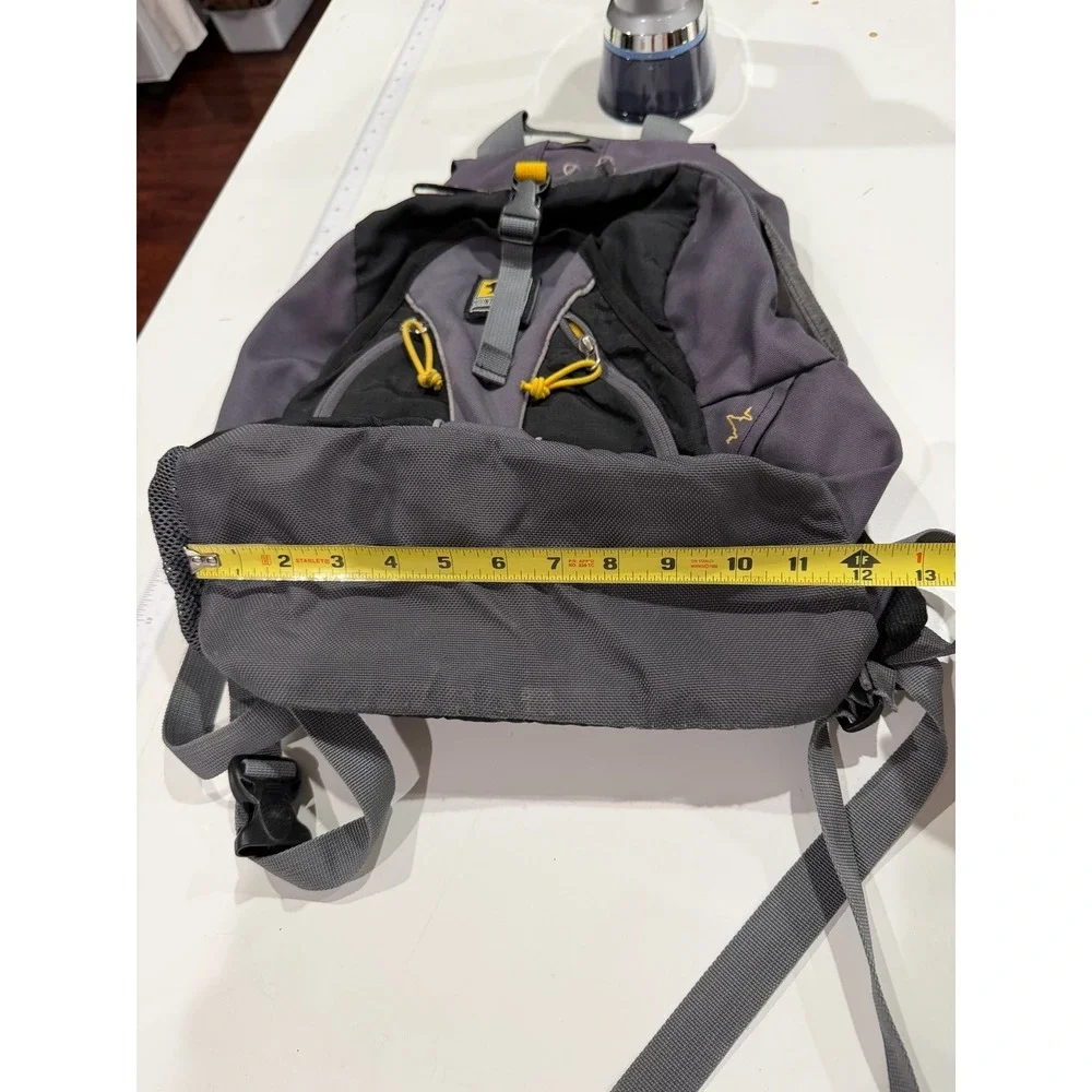 Mountainsmith sidewinder daypack