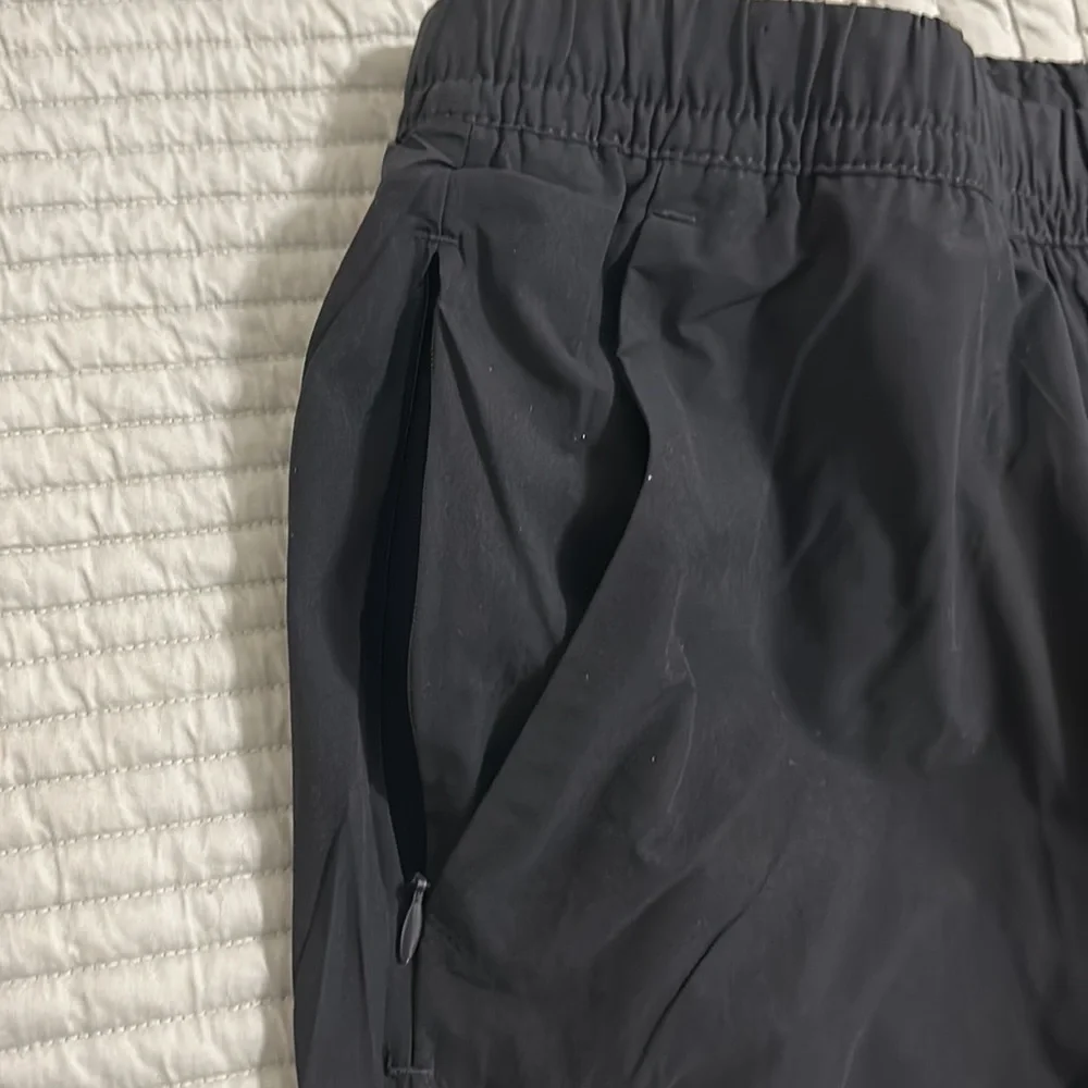 Banana Republic men’s banana